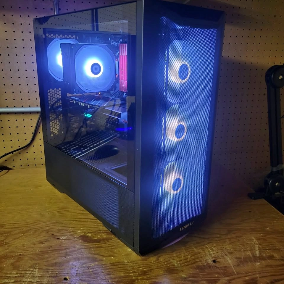 Gaming PC i5 + RX 5600XT