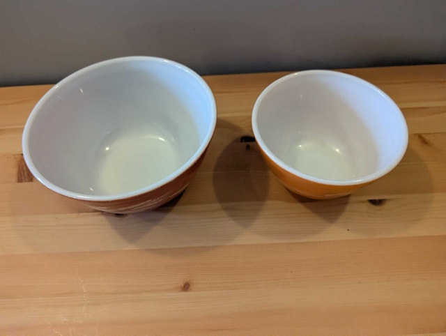 2 Pyrex Autumn Harvest/Wheat Bowls (401, 402) - photo 4