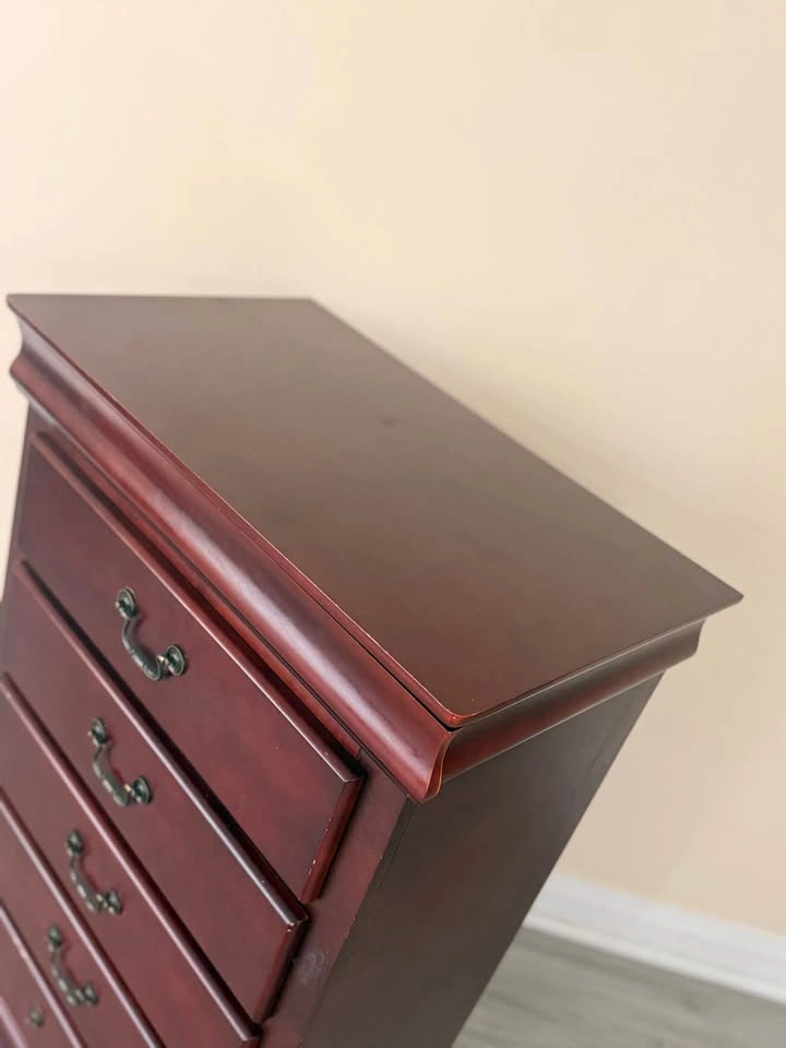 MOVING SALE – 5+1 Drawer Wood Dresser Chest - photo 4