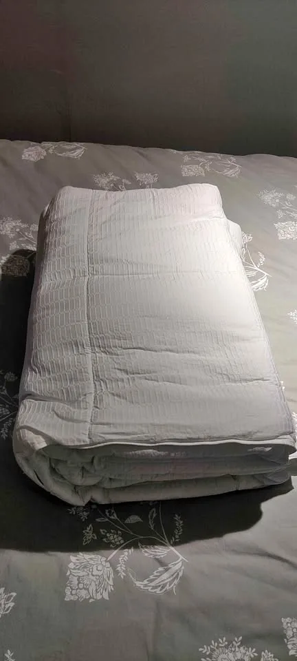 Full/Queen Size Duvet/Comforter thumbnail