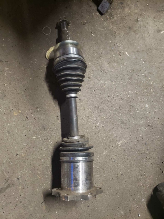 1998 Dodge Durango/Dakota Front Axel