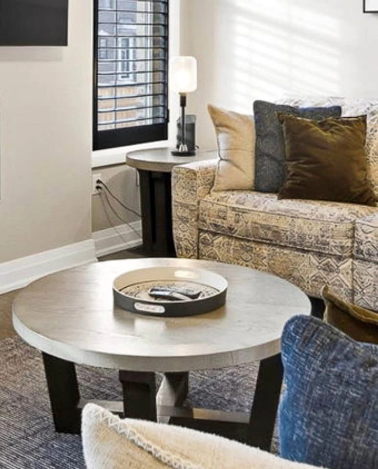 Round Coffee Table