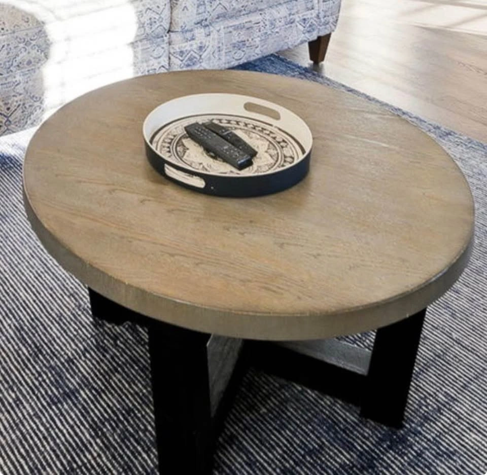 Round Coffee Table - photo 2