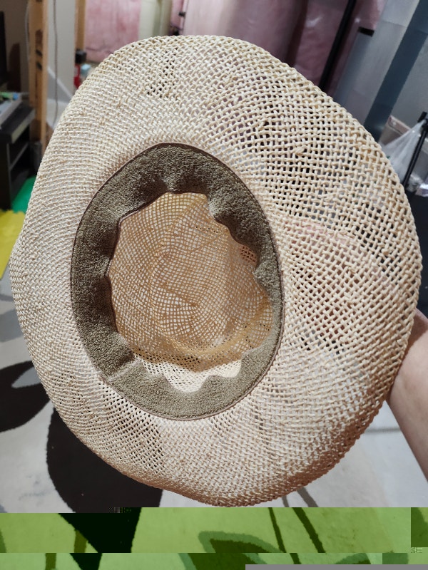 Straw hats. 2 styles. $2 each. - photo 2