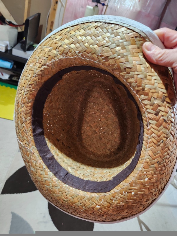 Straw hats. 2 styles. $2 each. - photo 4
