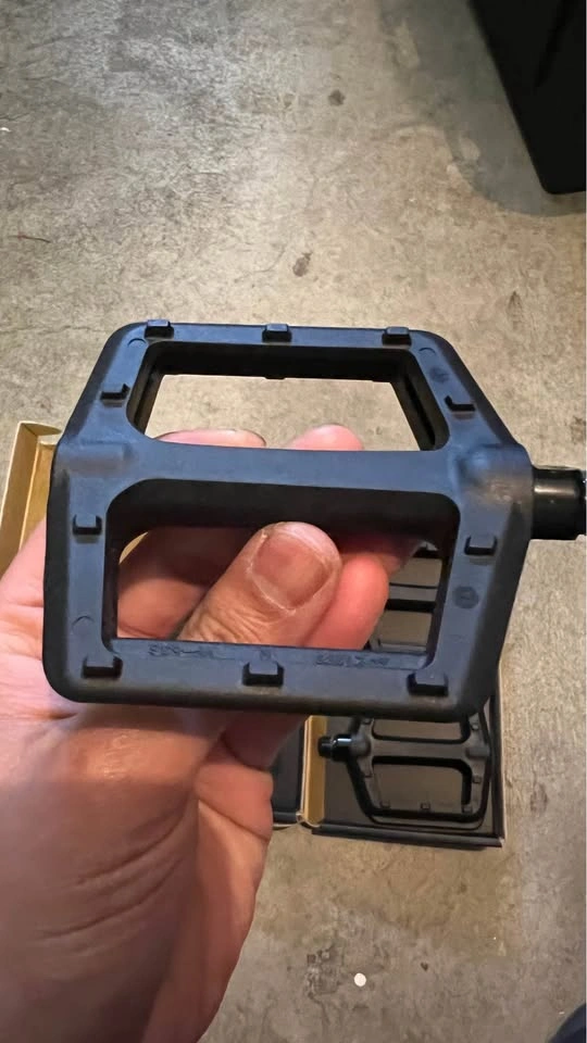 New Black Bike Pedals (2 pairs) - photo 2