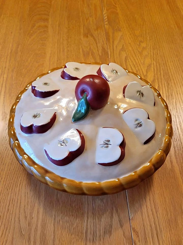 CERAMIC BAKING BOWL WITH LID