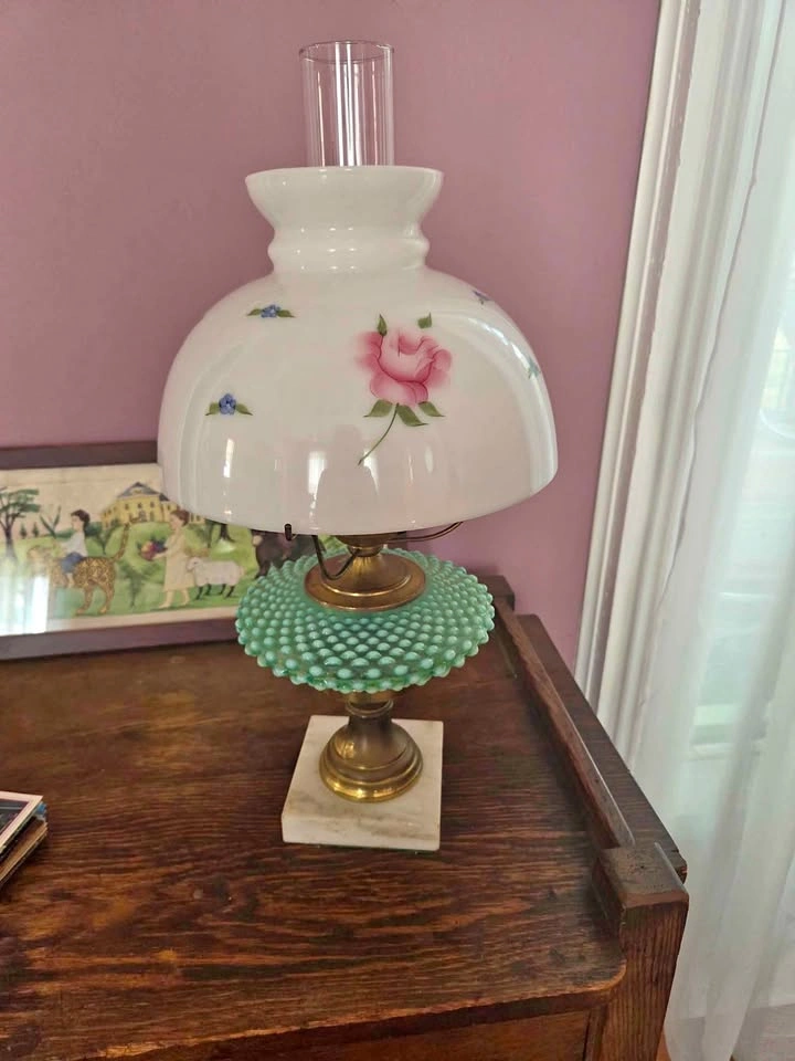 Fenton Hobnail Uranium Glass Lamp