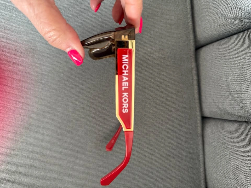 Michael Kors Sunglasses - Tortoise/Red Detail - Case - photo 2