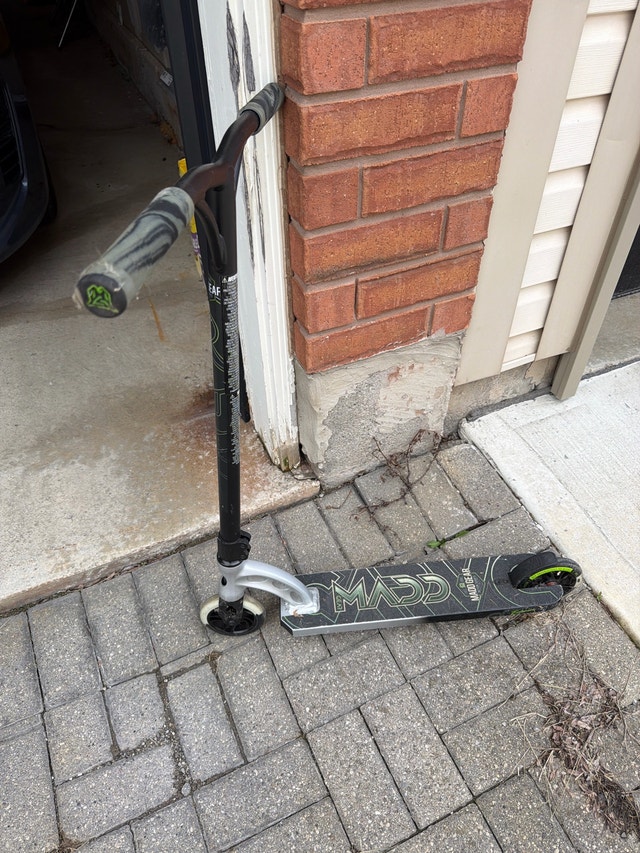 Madd Gear Scooter - photo 2