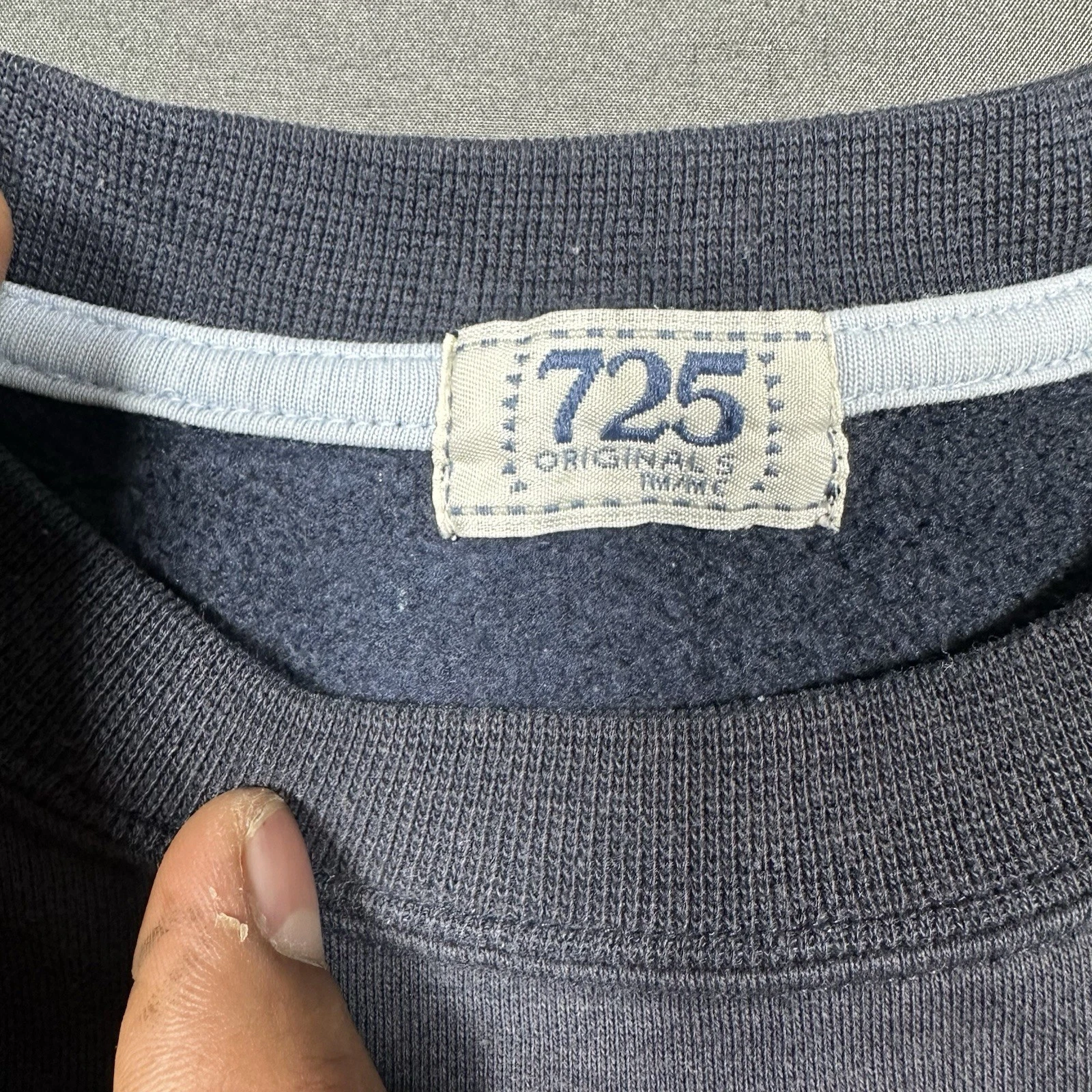 Vintage 725 Originals Y2K Graphic Sweatshirt Men's Medium - photo 3