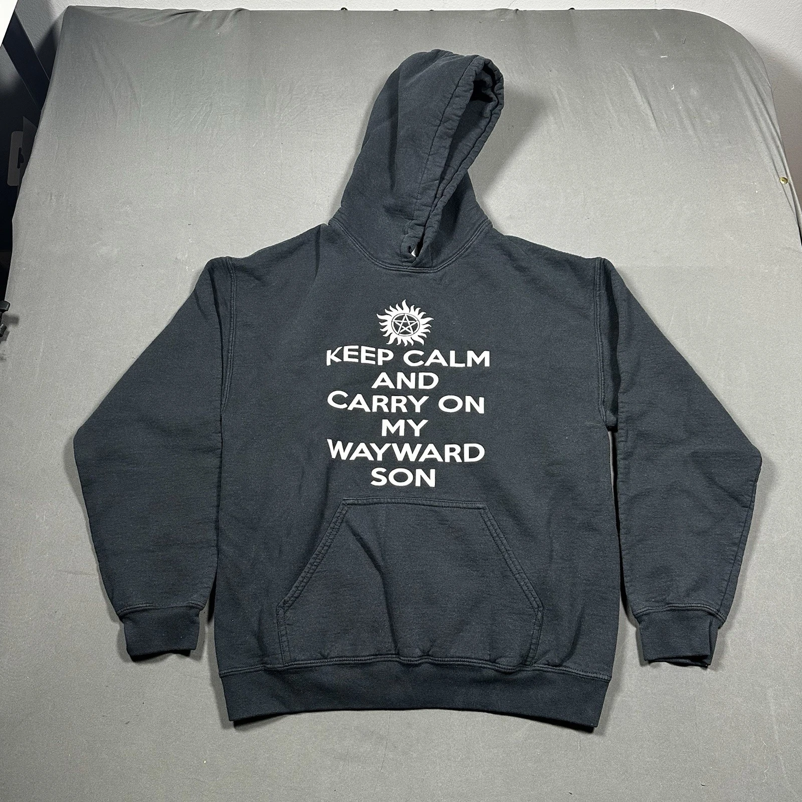 Gildan Keep Calm Hoodie Black Size M