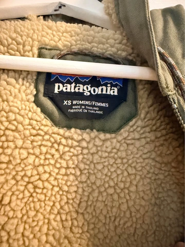 Patagonia xs canvas winter jacket green - photo 3