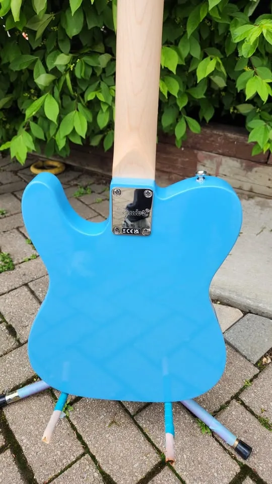 $270 Squier Telecaster - California Blue image indicator(7)