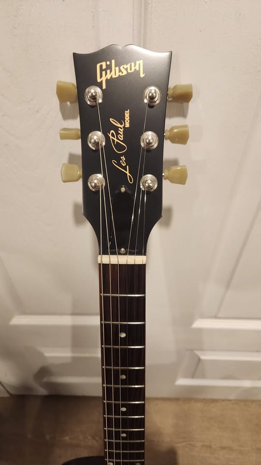 $1400 Gibson Les Paul Studio - 50's Style - 2018 - photo 4