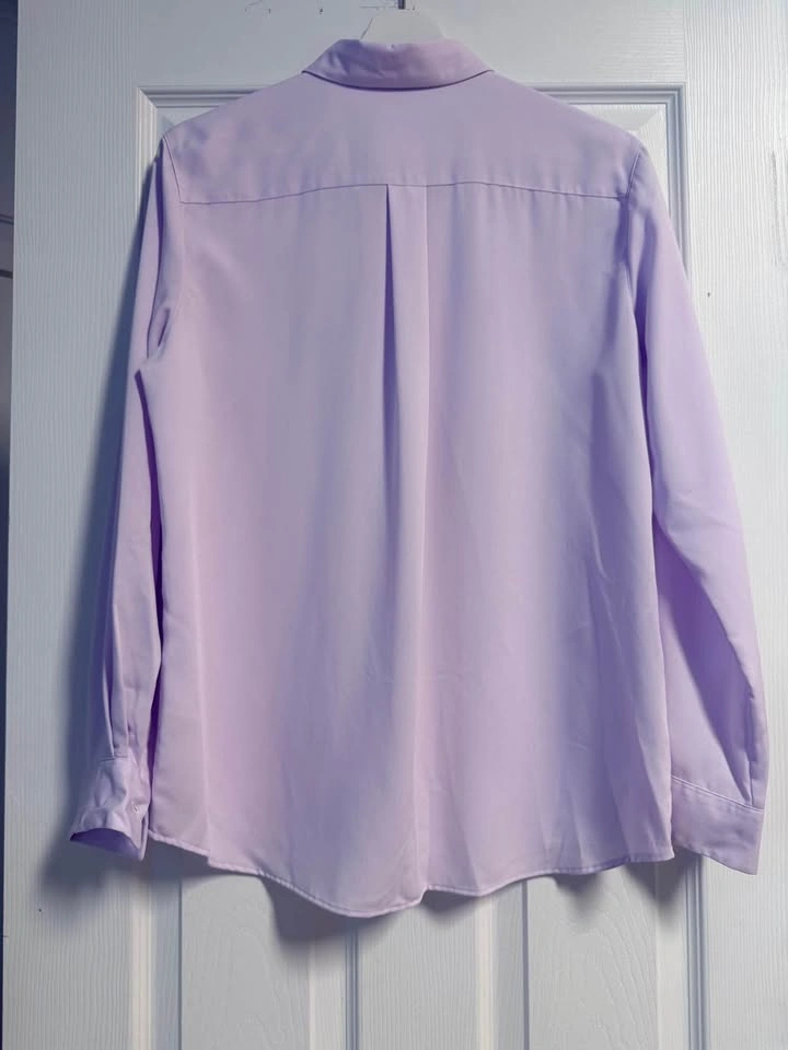 BNWT Light violet rayon blouse M uniqlo - photo 2
