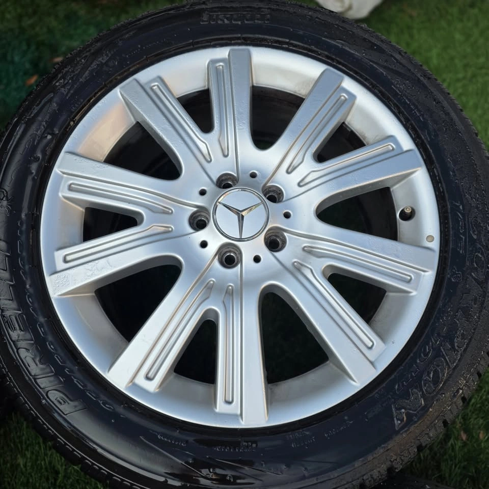 255/50/19 Pirelli Tires with Mercedes Benz OEM Alloy Rims 5x112 - photo 3
