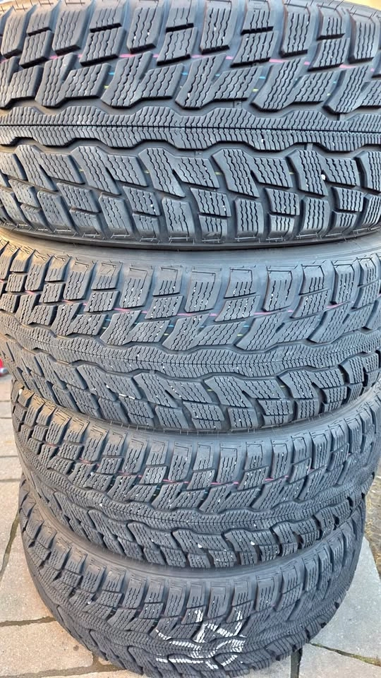 235/55 R19 UNIROYAL TIGER PAW Winter Tires - 90% Tread