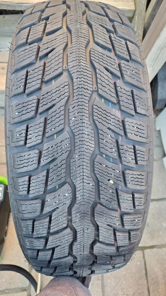 235/55 R19 UNIROYAL TIGER PAW Winter Tires - 90% Tread - photo 4
