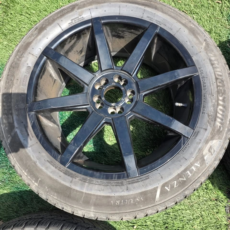 265/50/20 Bridgestone All Season Tires w/ Black Alloy Rims - photo 4