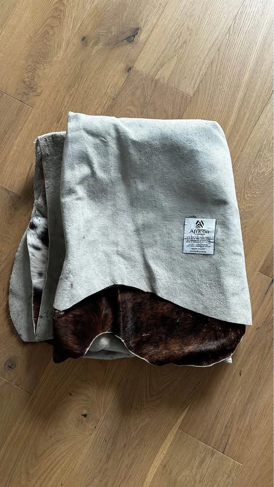 New Cowhide Rug Tricolor Brown - photo 3