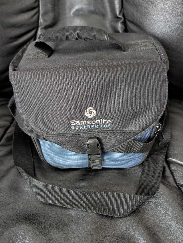 Samsonite Worldproof Camera Bag