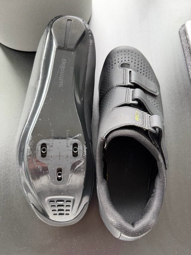 Shimano RC100 Cycling Shoes - Size 44 - photo 2