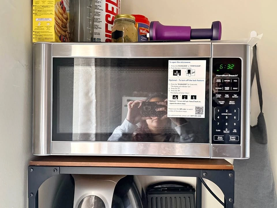 Hamilton Beach Stainless Steel Microwave