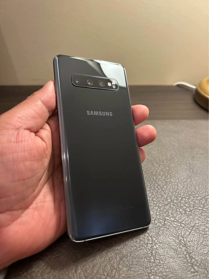 SAMSUNG S10 128 GB EXCELLENT LIKE NEW - photo 5