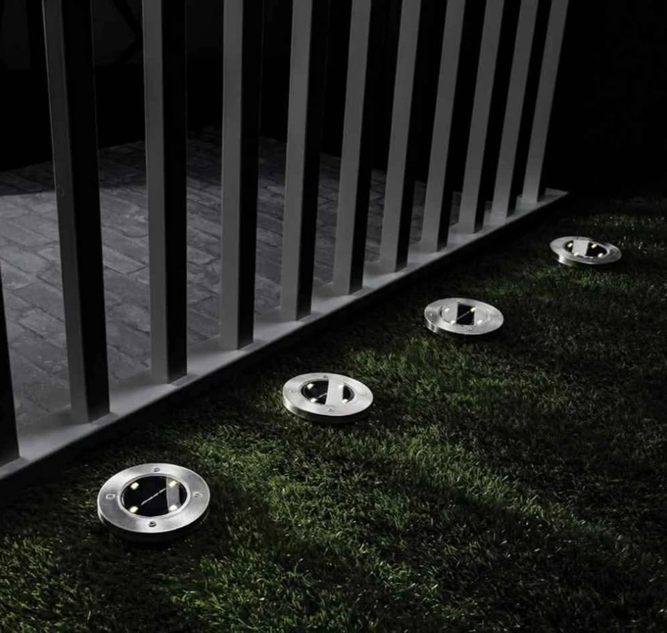 Brand new garden solar lights (4 lights in one box) $20box Pick - photo 3