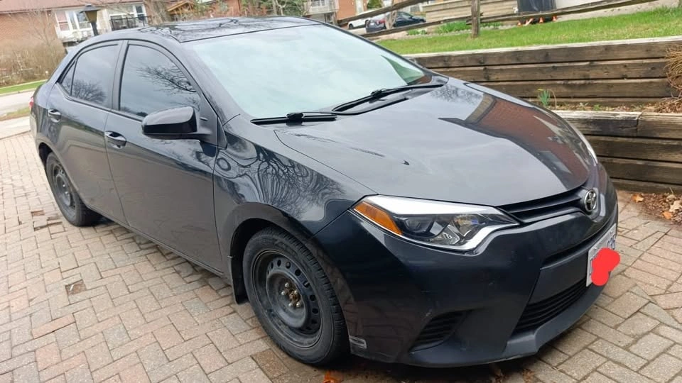2014 Toyota Corolla - photo 2