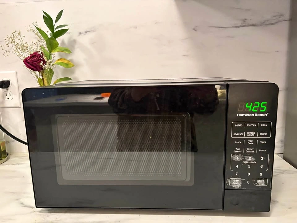 Hamilton Beach Microwave