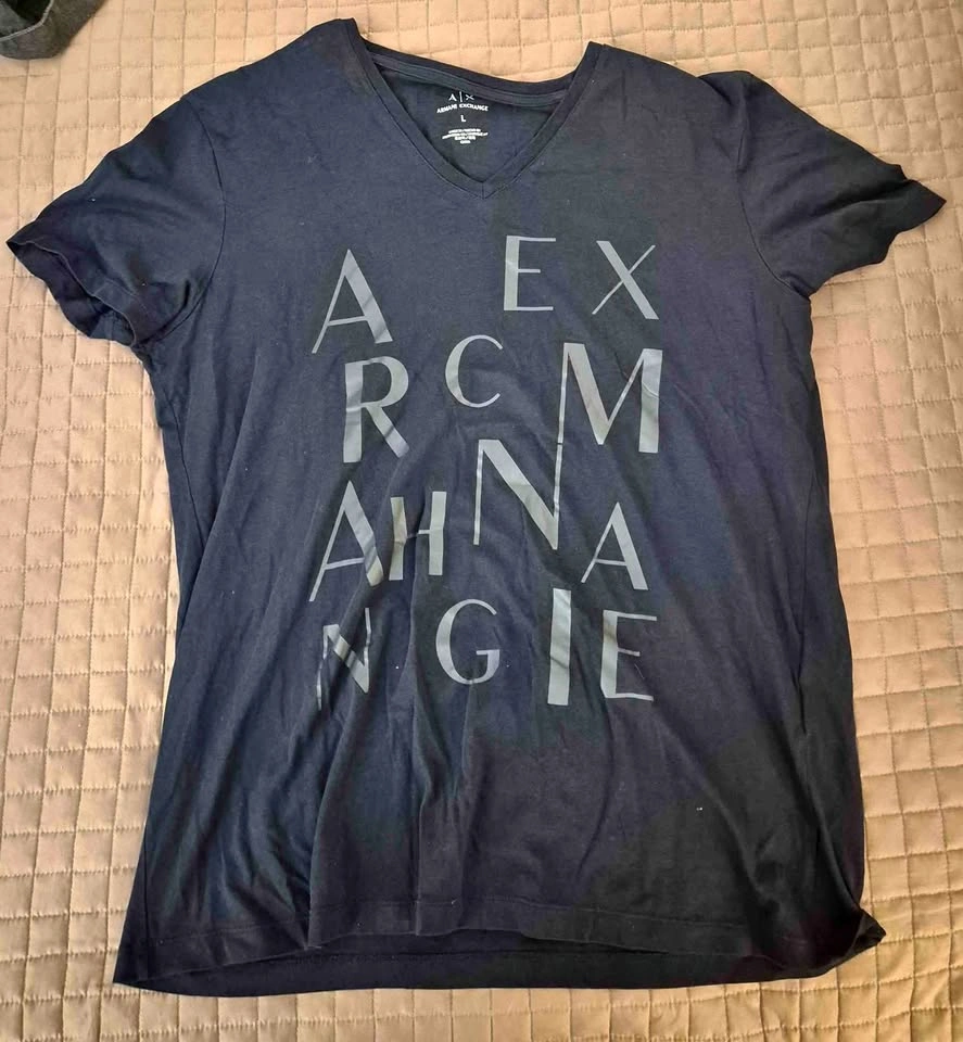 T shirt for sale Size L
