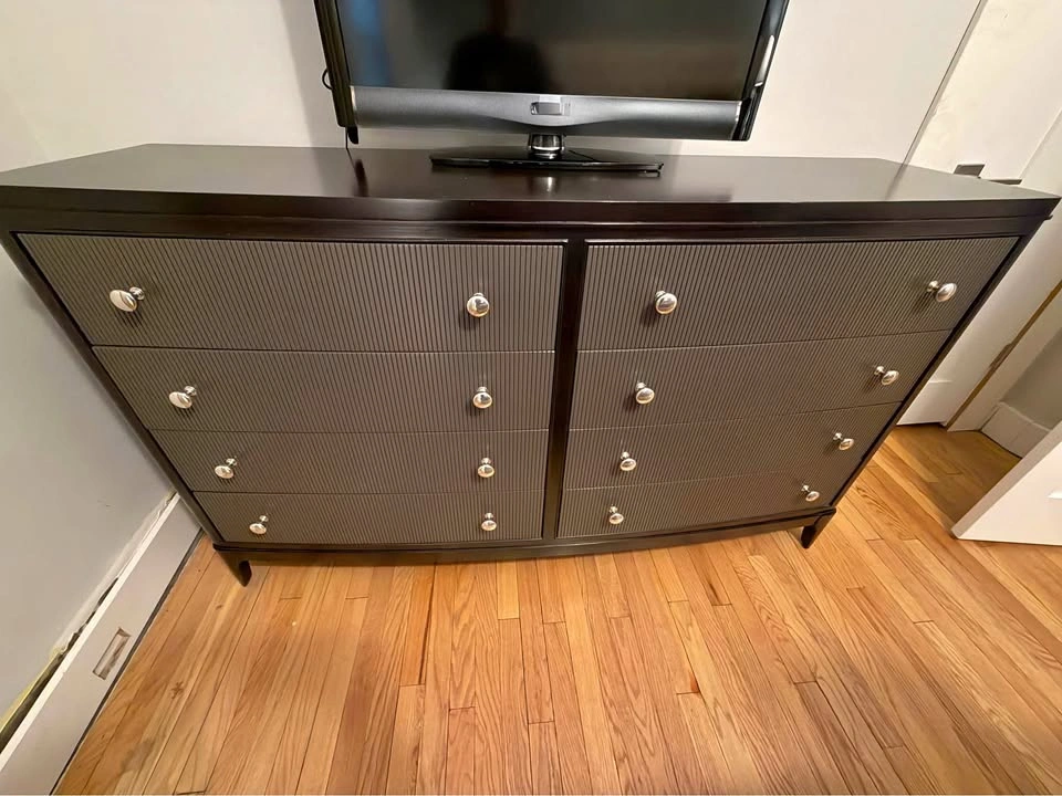 Dark Wood 8-Drawer Dresser – Great Condition