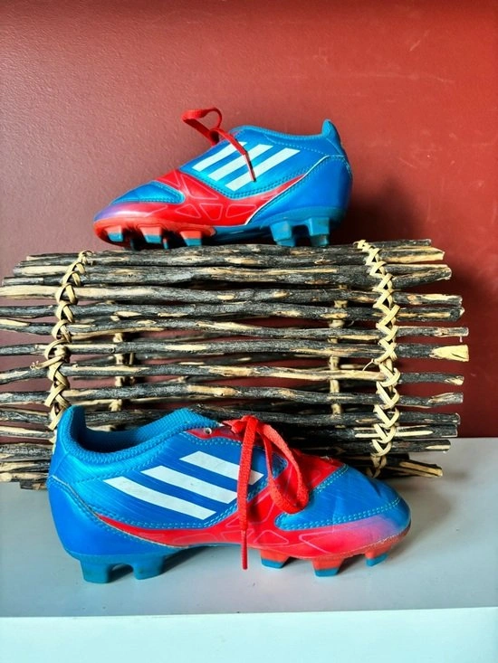 ADIDAS F-S Soccer Cleats, Size 12 - photo 3