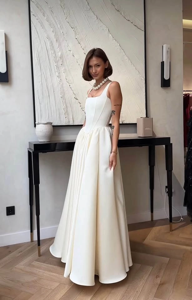 Minimalist Pearl Milk Corset Gown - Modern Cinderella Style - photo 4