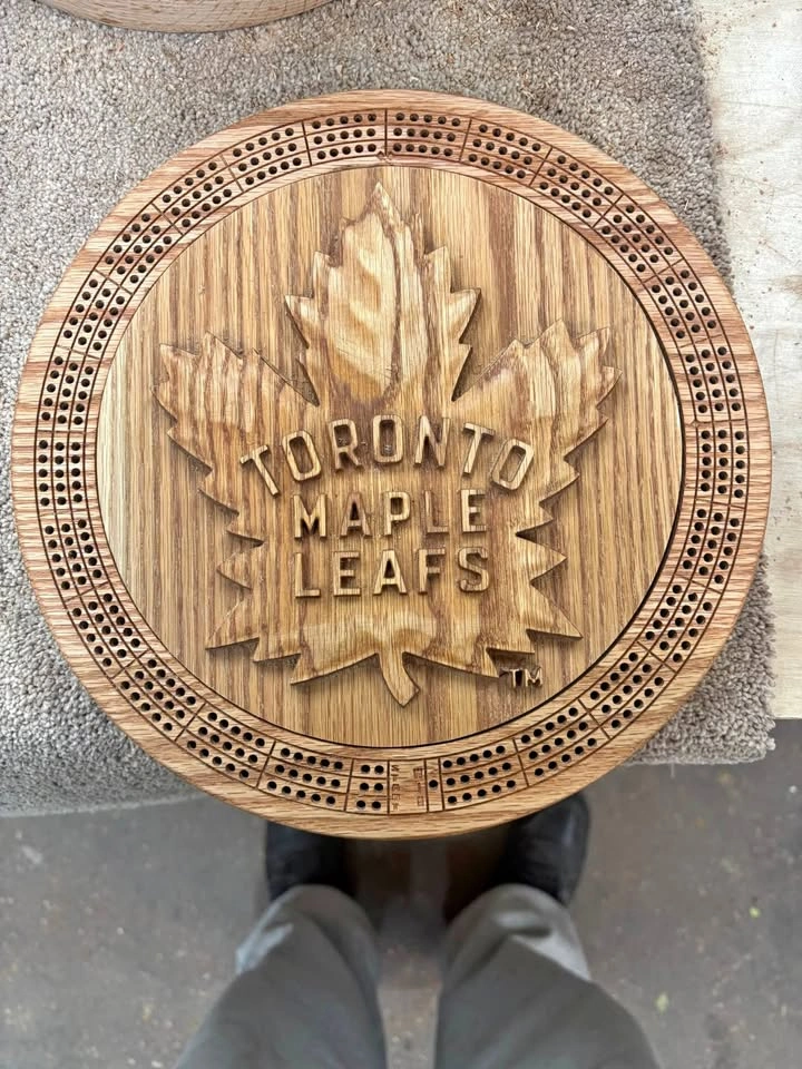 Red Oak Toronto Maple Leafs Cribbage Board
