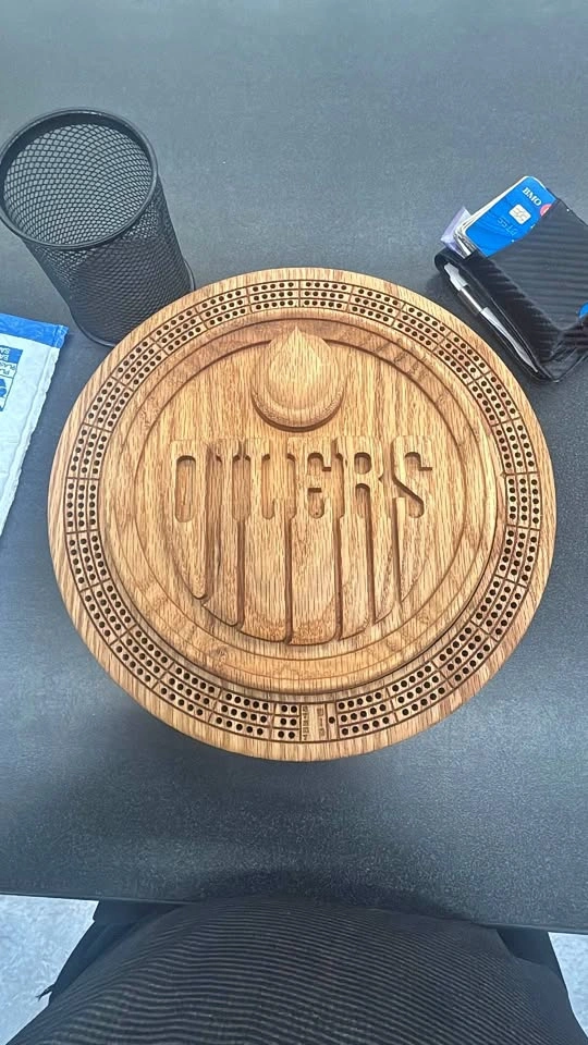 Edmonton Oilers Wooden Cribbage Board