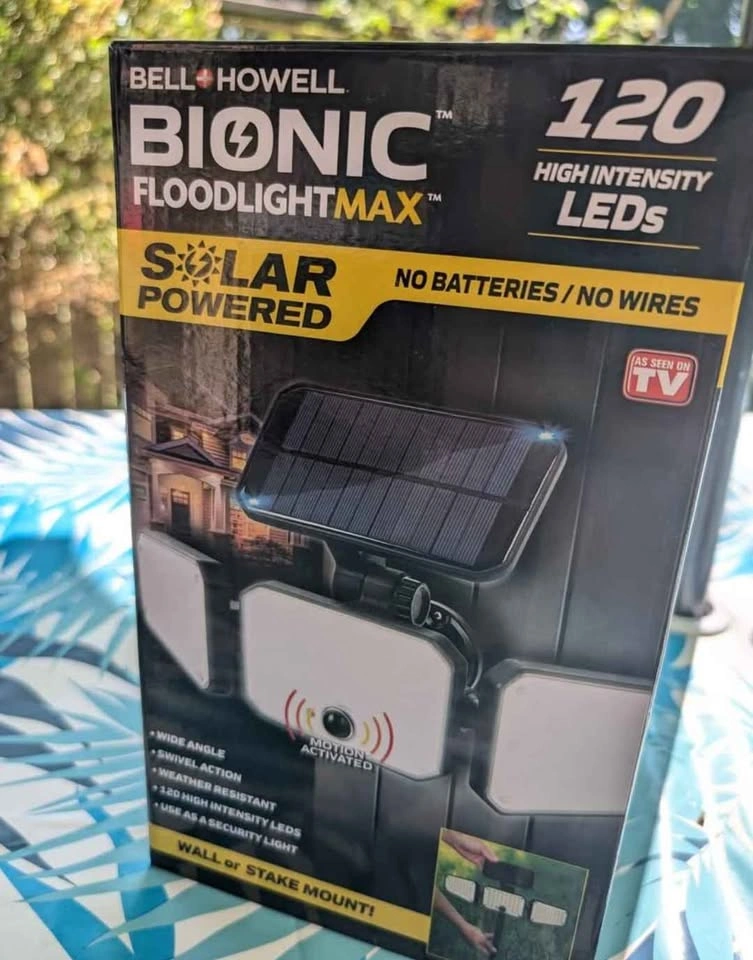 Outdoor lights. Bionic Lights $25 for Two - photo 2