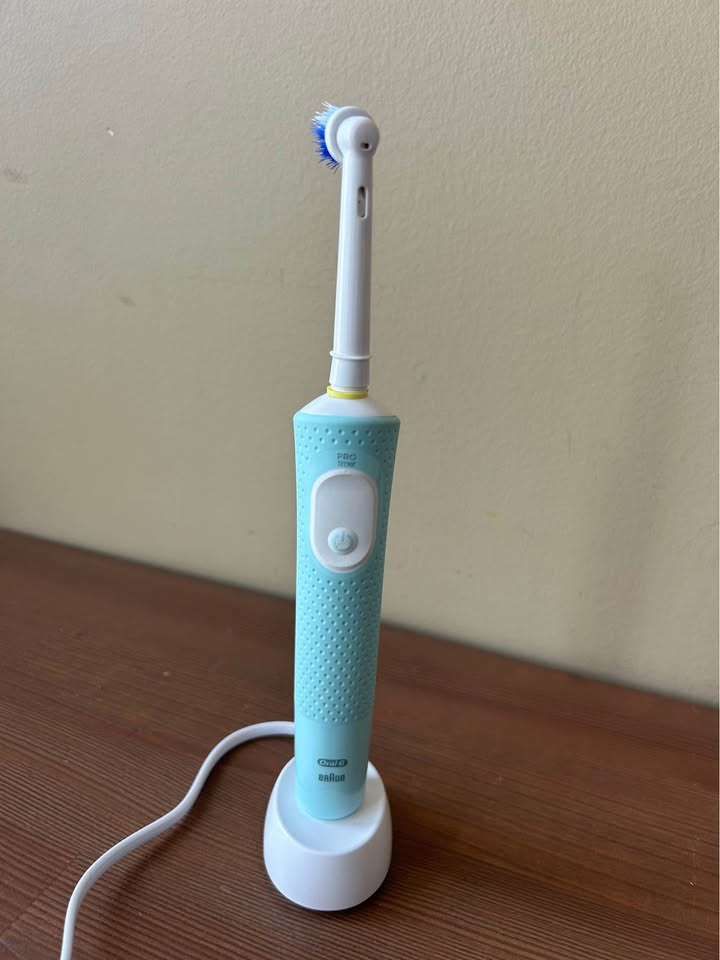 Price firm - Oral-B Vitality Pro - electric toothbrush, blue - photo 3