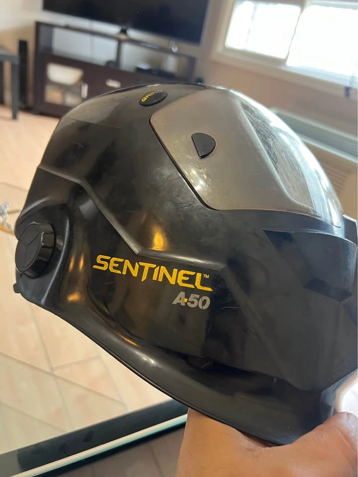 ESAB Sentinel A50 Welding Helmet + Extra Lenses & Batteries - photo 2