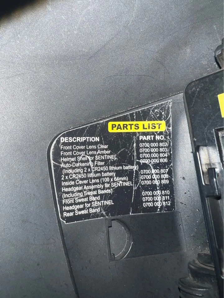 ESAB Sentinel A50 Welding Helmet + Extra Lenses & Batteries - photo 4