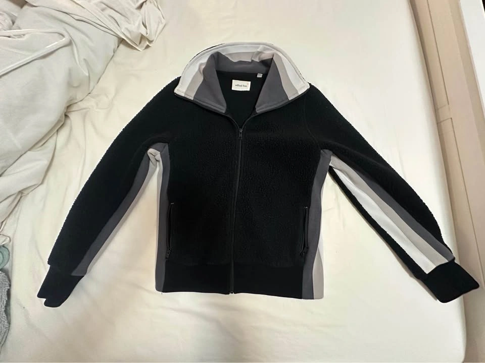 Wilfrid Free Black Fleece Sweater | Medium - photo 3