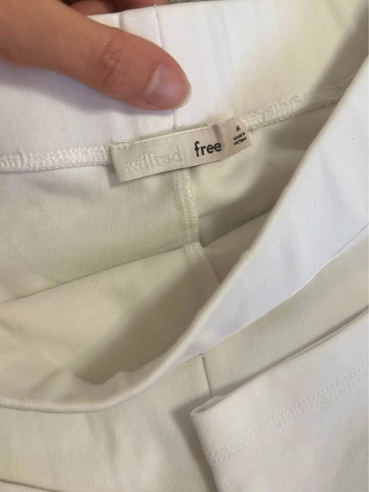 Wilfred Free 9” White Shorts | Size Medium - photo 3