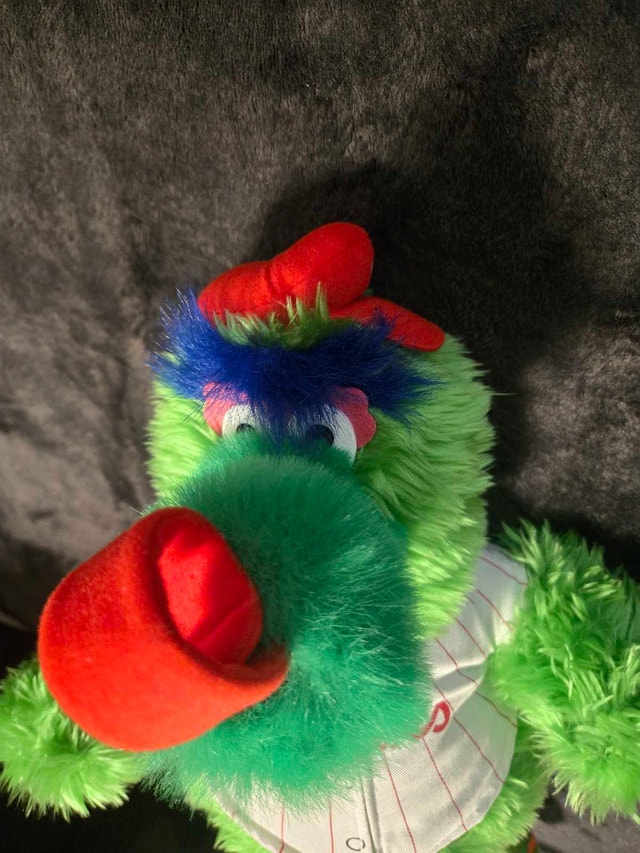 Philadelphia Phillies 14" Phillie Phanatic Plush - photo 5