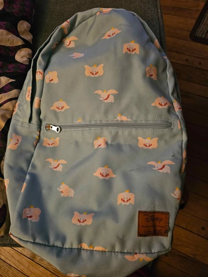 Disney Dumbo Loungefly Backpack - photo 2