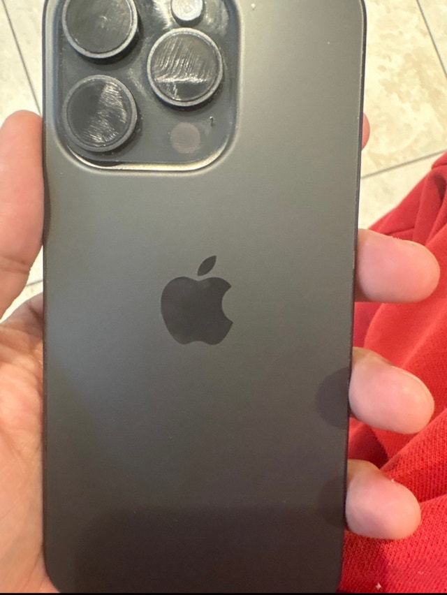 iPhone 15 Pro – 128GB (Black) – Excellent Condition – $720 - photo 3
