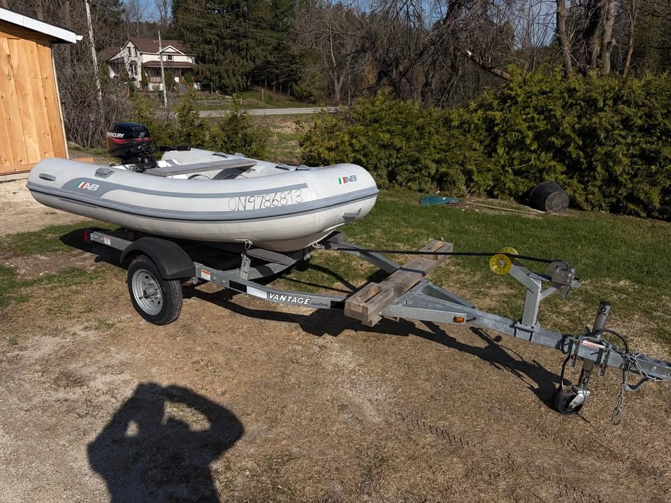 AB Inflatable Boat/Mercury 9.9 Engine/Trailer - photo 3