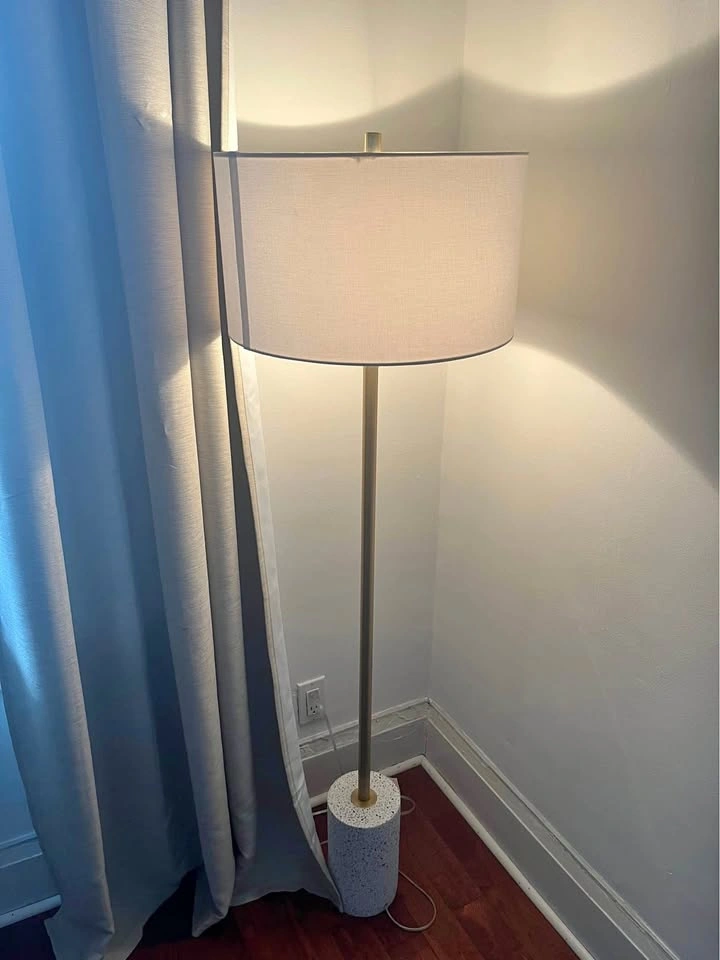 Floor lamp