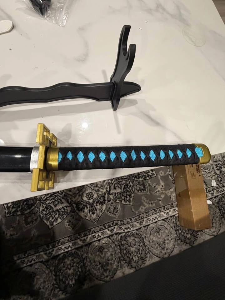 Light-Up LED Sword Toy - photo 2